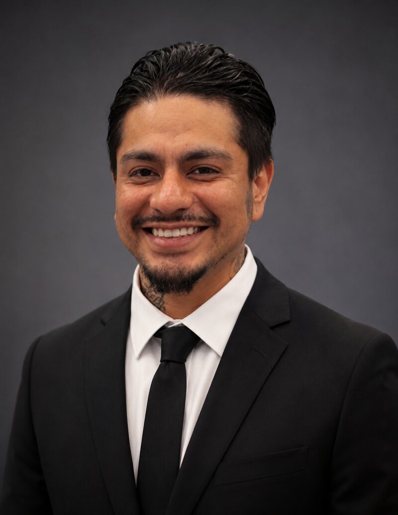Carlos Estrella, Corporate Trainer